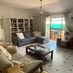 Penthouse -8 Beds- Near Lisbon Apartmán