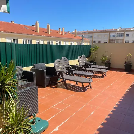 Penthouse -10 Pax - Frente A -lisbon 35 Minutos * سانتا كروز