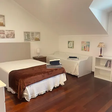 Penthouse -10 Pax - Frente A -lisbon 35 Minutos شقة