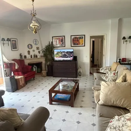 Santa Cruz Beach Penthouse -8 Beds- Near Lisbon Apartment Santa Cruz (Oeste)