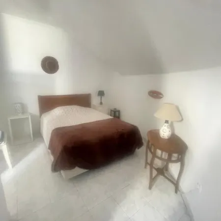 Penthouse -10 Pax - Frente A -lisbon 35 Minutos شقة *