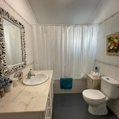 Penthouse -10 Pax - Frente A -lisbon 35 Minutos شقة *