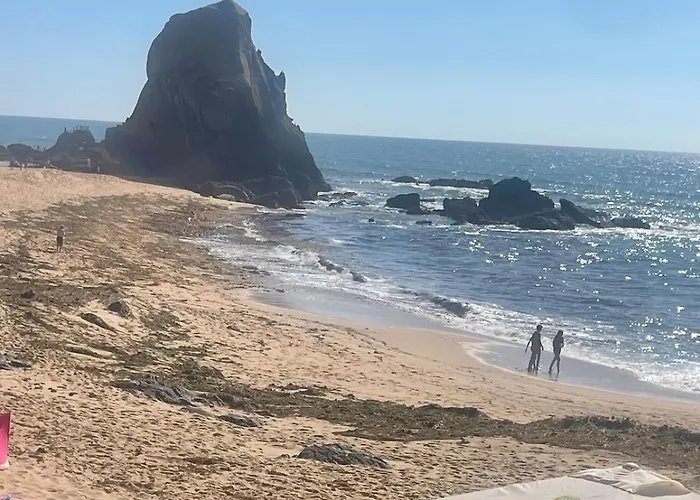 Apartment Santa Cruz Beach Penthouse -8 Beds- Near Lisbon